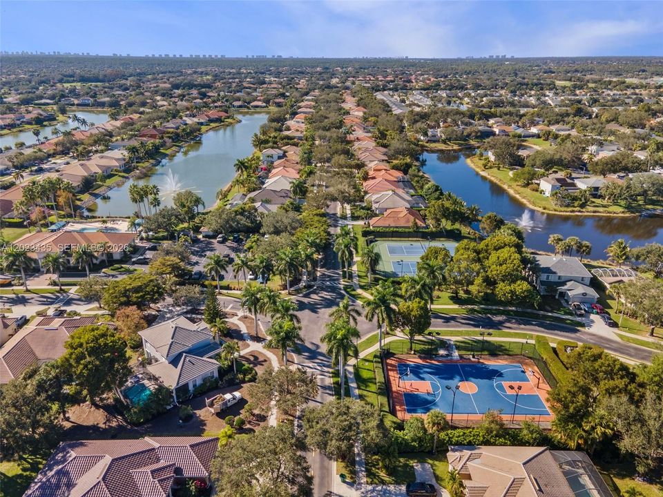 For Sale: $1,250,000 (5 beds, 3 baths, 0 Square Feet)