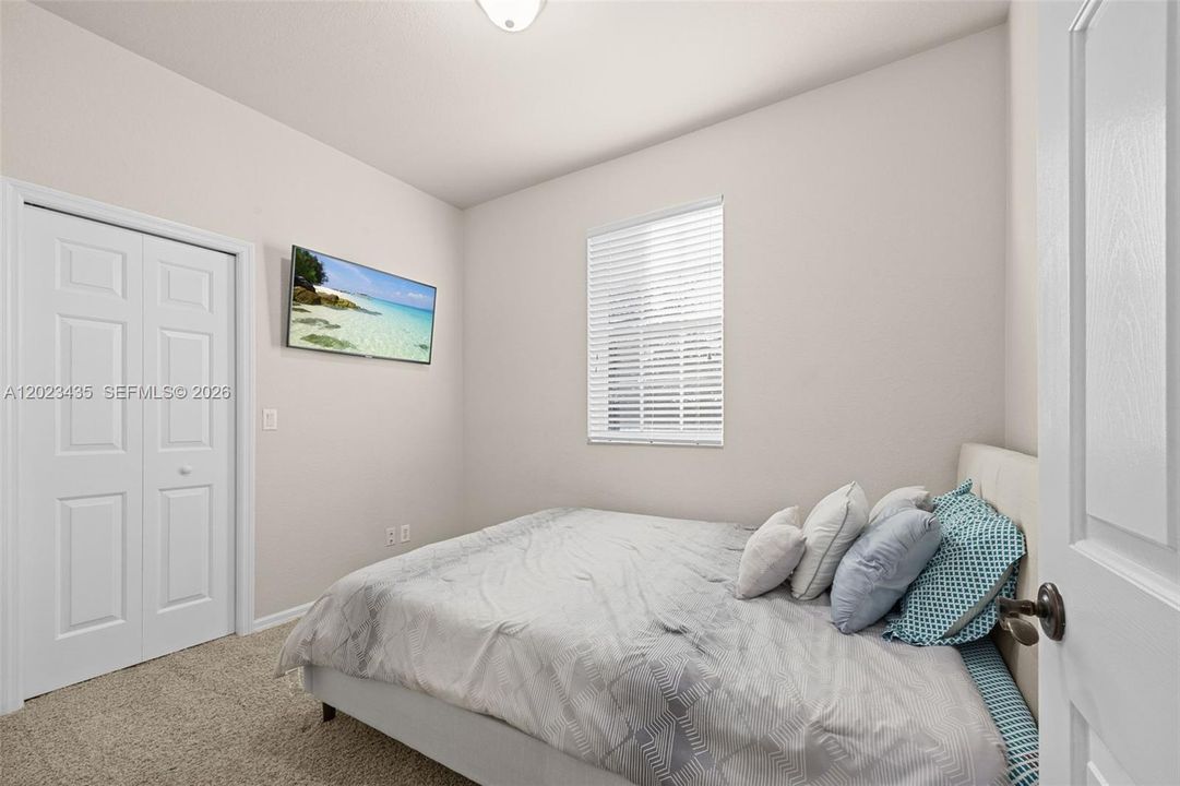For Sale: $1,250,000 (5 beds, 3 baths, 0 Square Feet)