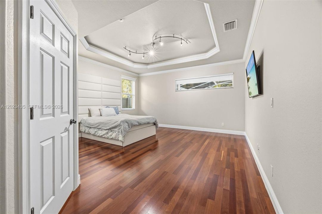 For Sale: $1,250,000 (5 beds, 3 baths, 0 Square Feet)