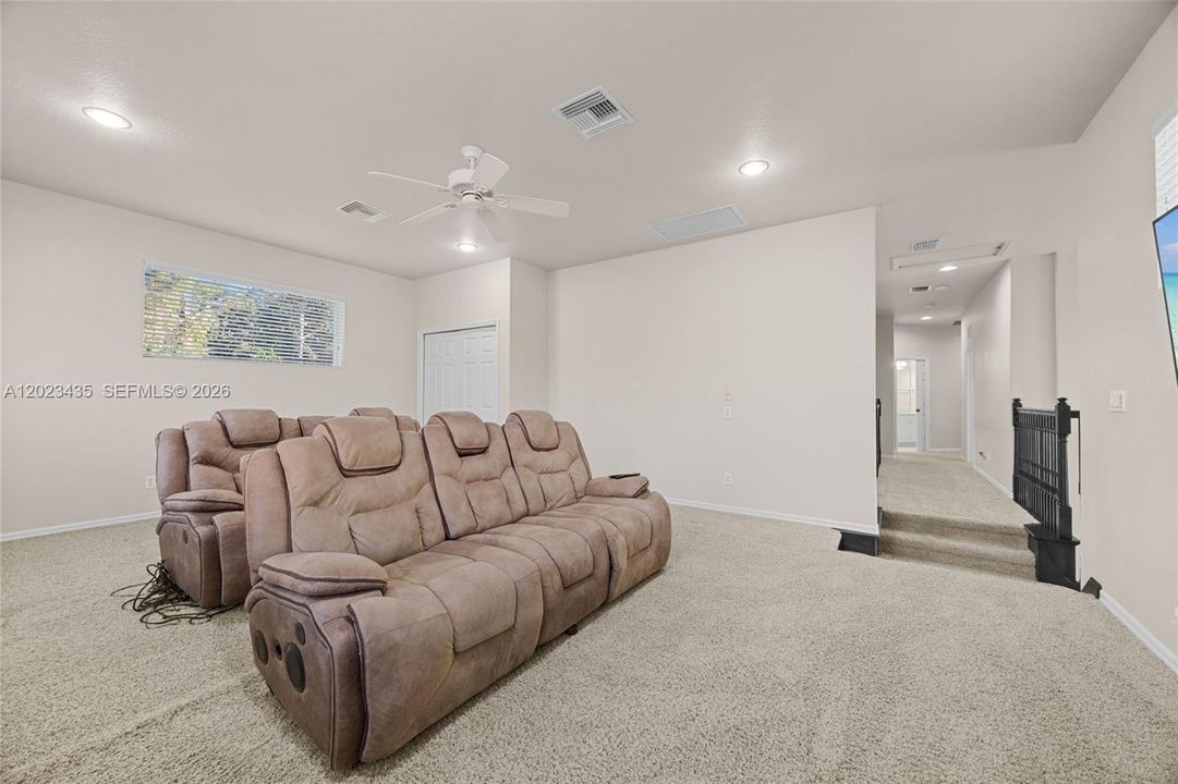 For Sale: $1,250,000 (5 beds, 3 baths, 0 Square Feet)