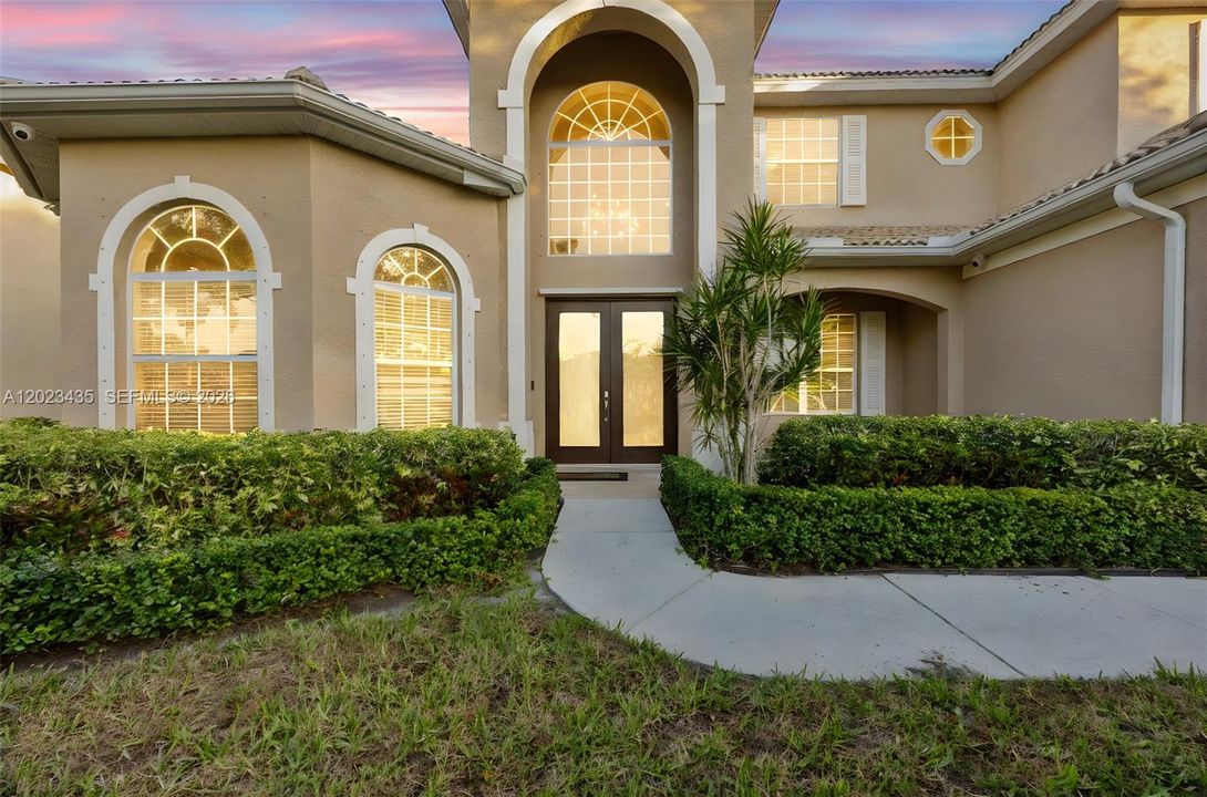 For Sale: $1,250,000 (5 beds, 3 baths, 0 Square Feet)