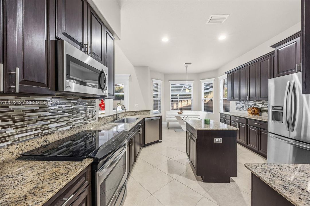 For Sale: $1,250,000 (5 beds, 3 baths, 0 Square Feet)