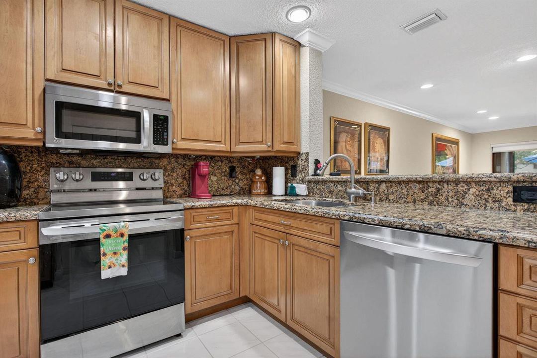 12-web-or-mls-3327-3133