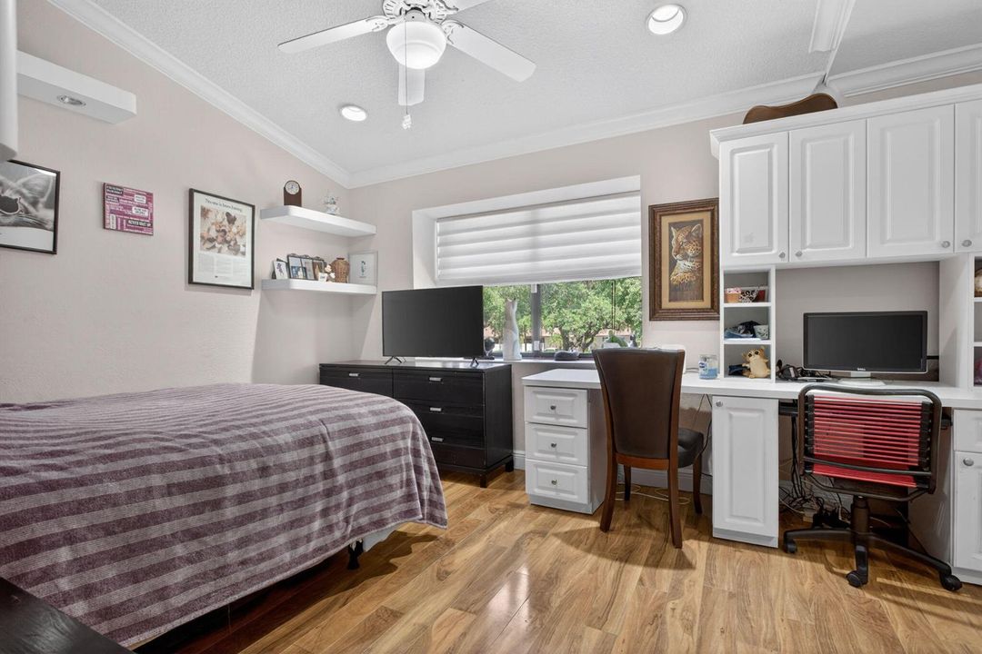 26-web-or-mls-3327-3209