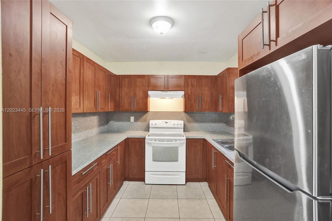 For Sale: $479,000 (3 beds, 1 baths, 1225 Square Feet)