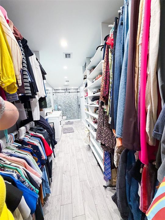 В аренду: $3,250 (2 спален, 2 ванн, 1249 Квадратных фут)