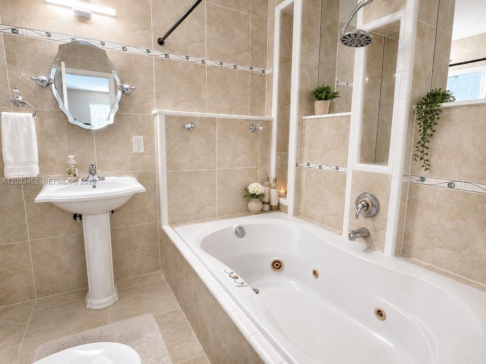 For Sale: $779,000 (5 beds, 3 baths, 2180 Square Feet)