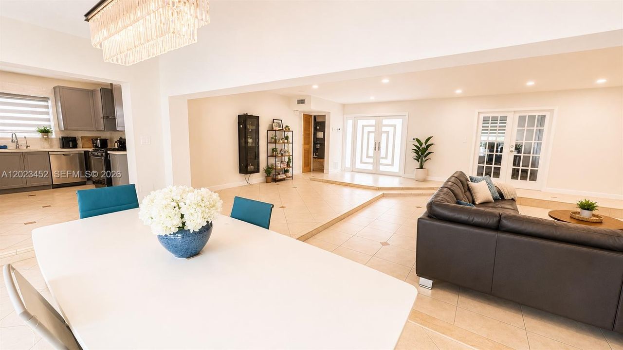 For Sale: $779,000 (5 beds, 3 baths, 2180 Square Feet)