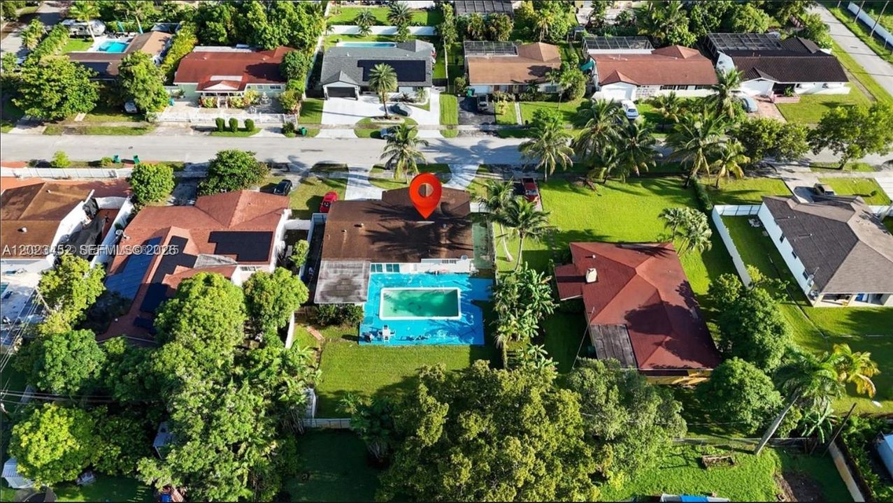 For Sale: $779,000 (5 beds, 3 baths, 2180 Square Feet)