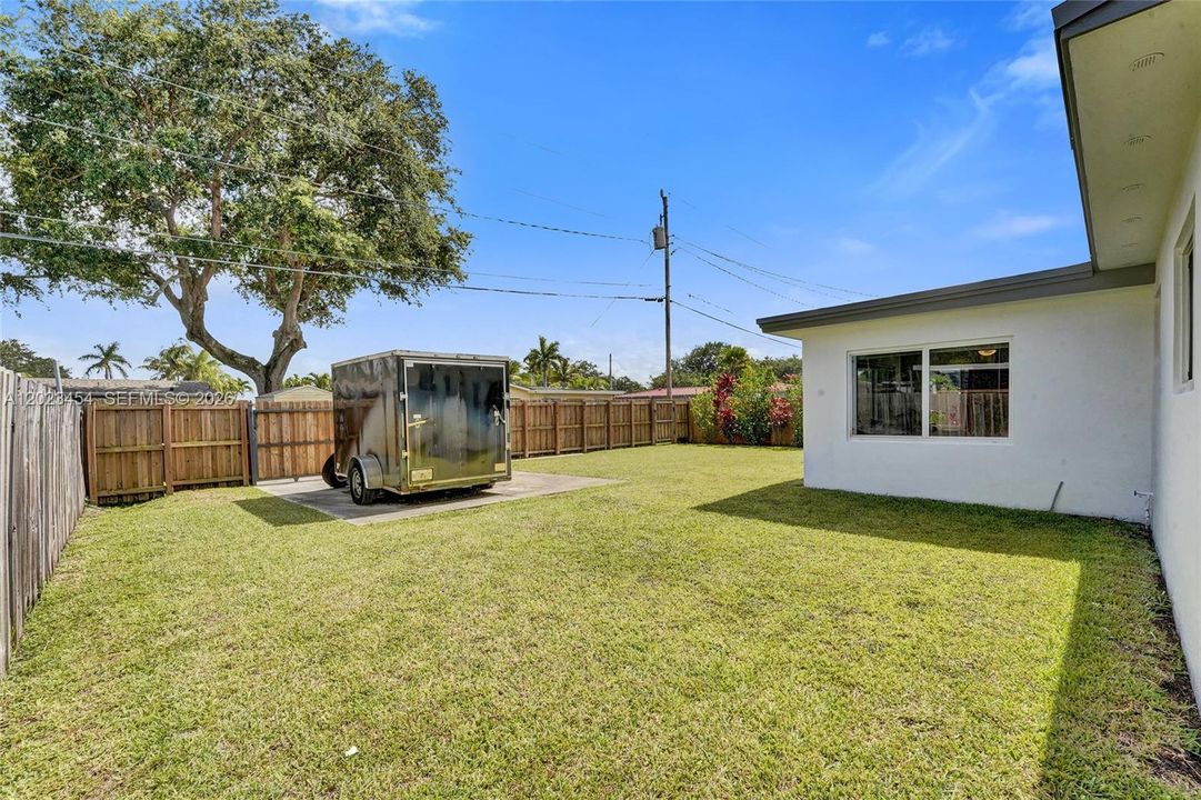 For Sale: $538,000 (2 beds, 2 baths, 1276 Square Feet)
