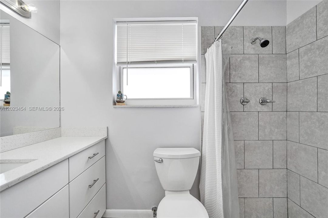 For Sale: $538,000 (2 beds, 2 baths, 1276 Square Feet)