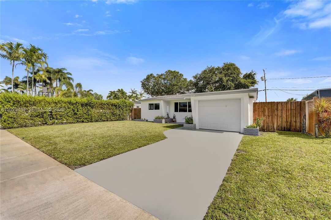 For Sale: $538,000 (2 beds, 2 baths, 1276 Square Feet)