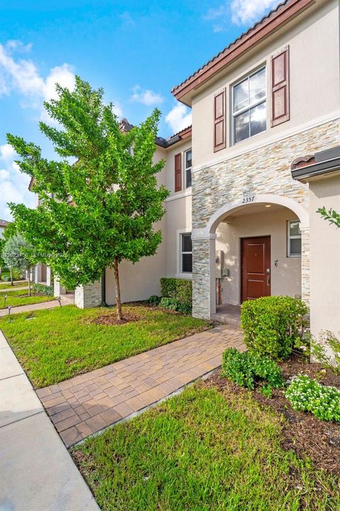 For Rent: $3,000 (3 beds, 2 baths, 1483 Square Feet)