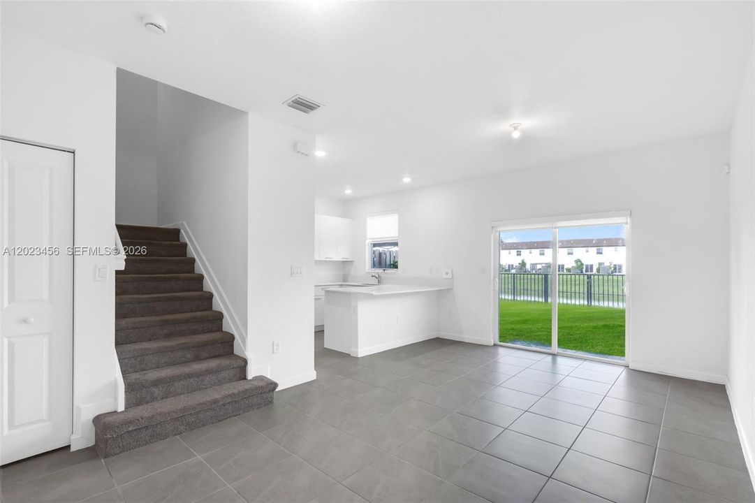 For Rent: $3,000 (3 beds, 2 baths, 1483 Square Feet)