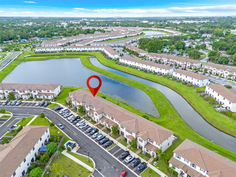 For Rent: $3,000 (3 beds, 2 baths, 1483 Square Feet)