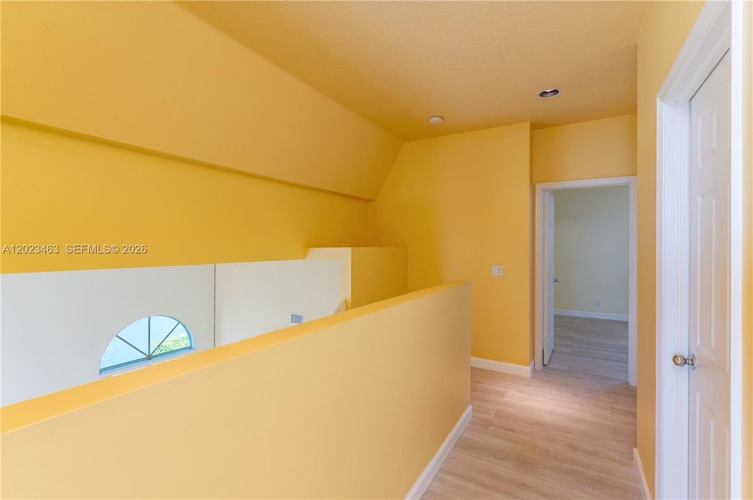 For Sale: $929,000 (4 beds, 2 baths, 2528 Square Feet)