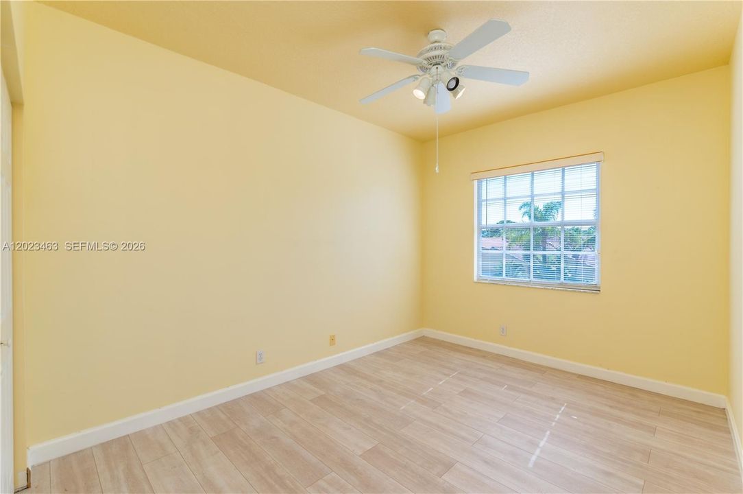 For Sale: $929,000 (4 beds, 2 baths, 2528 Square Feet)