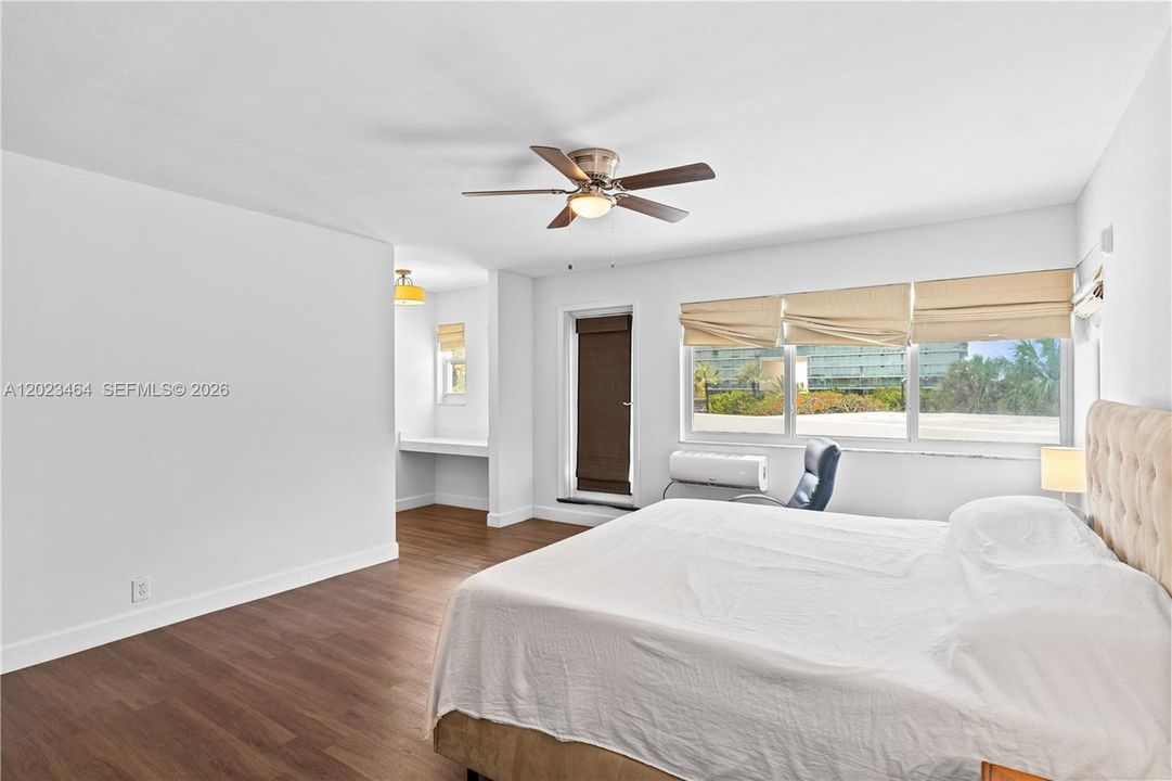 For Rent: $8,500 (3 beds, 4 baths, 2755 Square Feet)