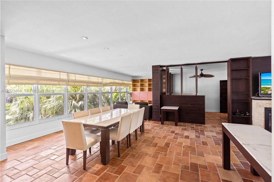 For Rent: $8,500 (3 beds, 4 baths, 2755 Square Feet)