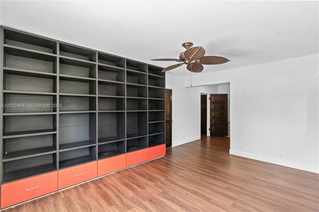 For Rent: $8,500 (3 beds, 4 baths, 2755 Square Feet)