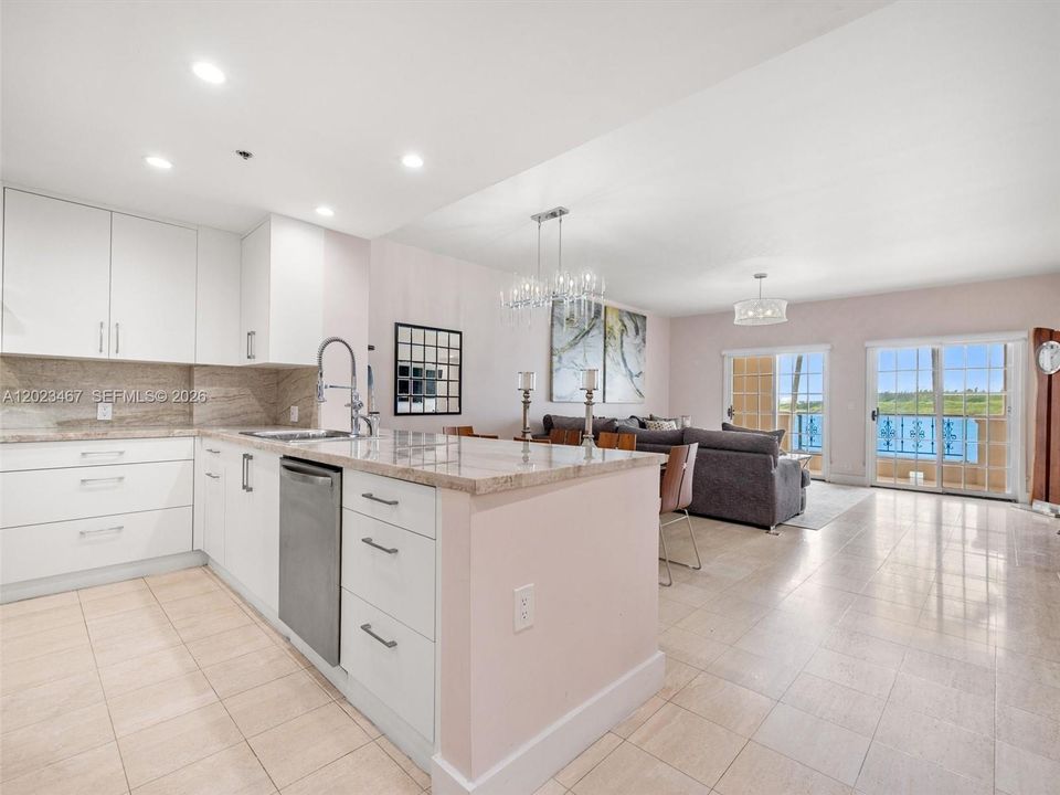 For Sale: $3,790,000 (2 beds, 2 baths, 1912 Square Feet)
