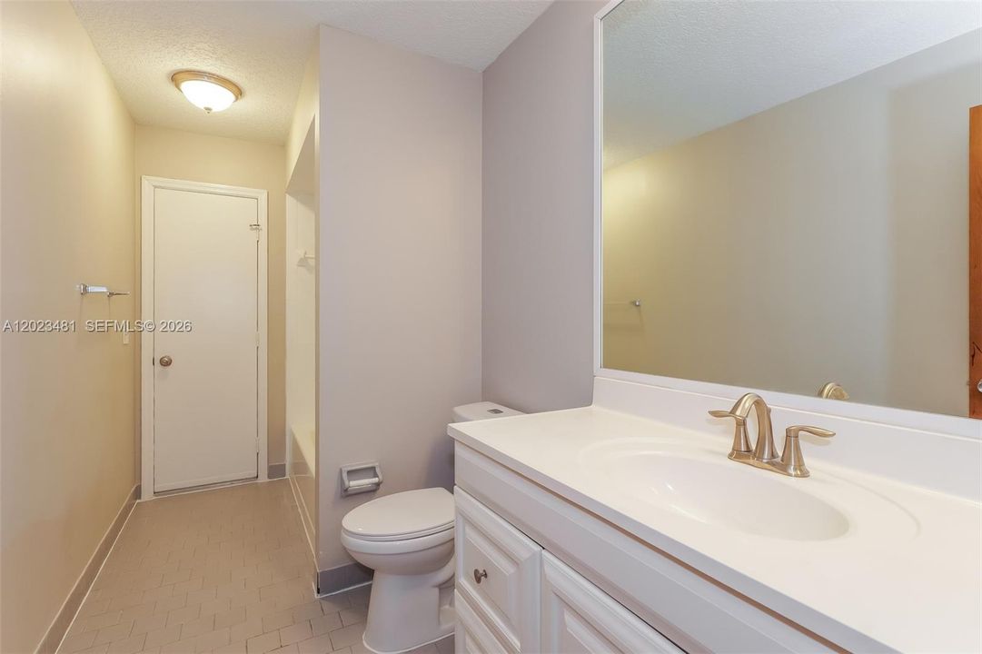 For Rent: $3,360 (4 beds, 2 baths, 1553 Square Feet)