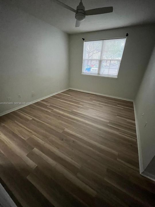 На продажу: $230,000 (2 спален, 2 ванн, 0 Квадратных фут)
