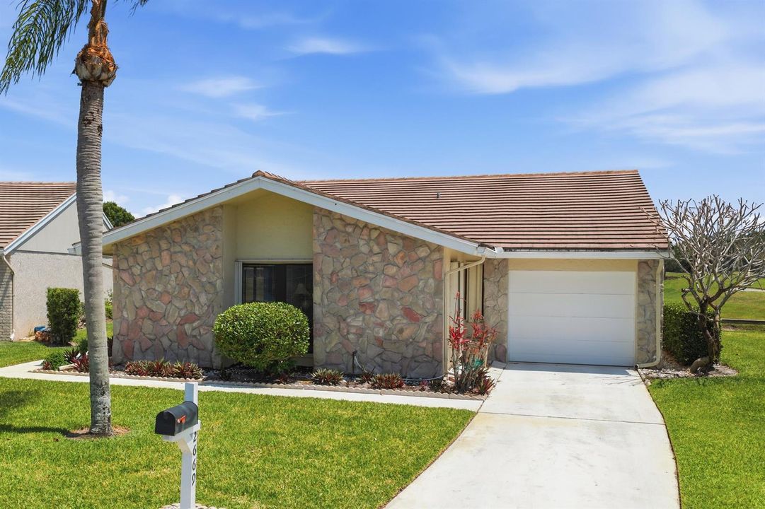 2669_SW_Egret_Pond_Cir_Palm_City_028