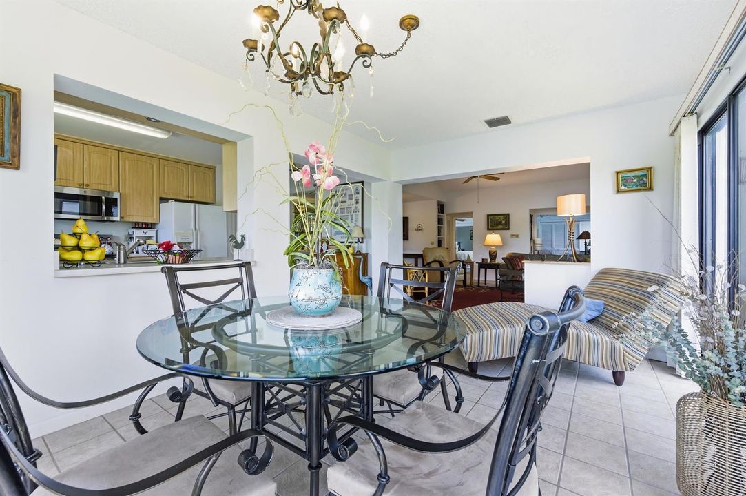 2669_SW_Egret_Pond_Cir_Palm_City_016
