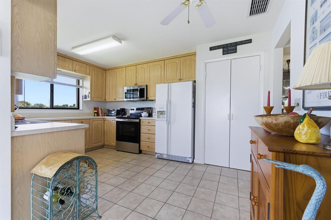 2669_SW_Egret_Pond_Cir_Palm_City_017