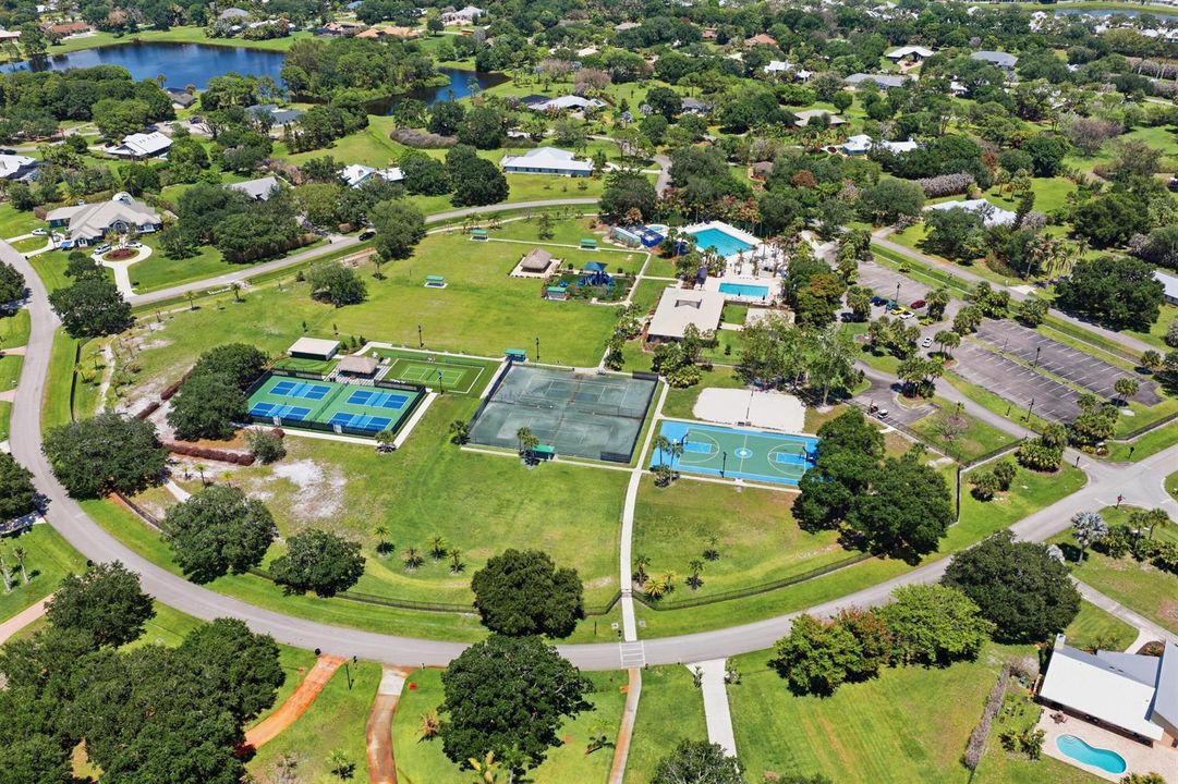 2669_SW_Egret_Pond_Cir_Palm_City_039
