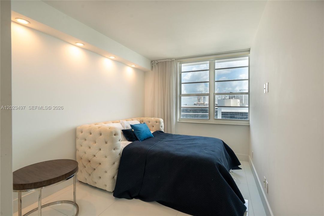 For Rent: $8,500 (3 beds, 2 baths, 1455 Square Feet)