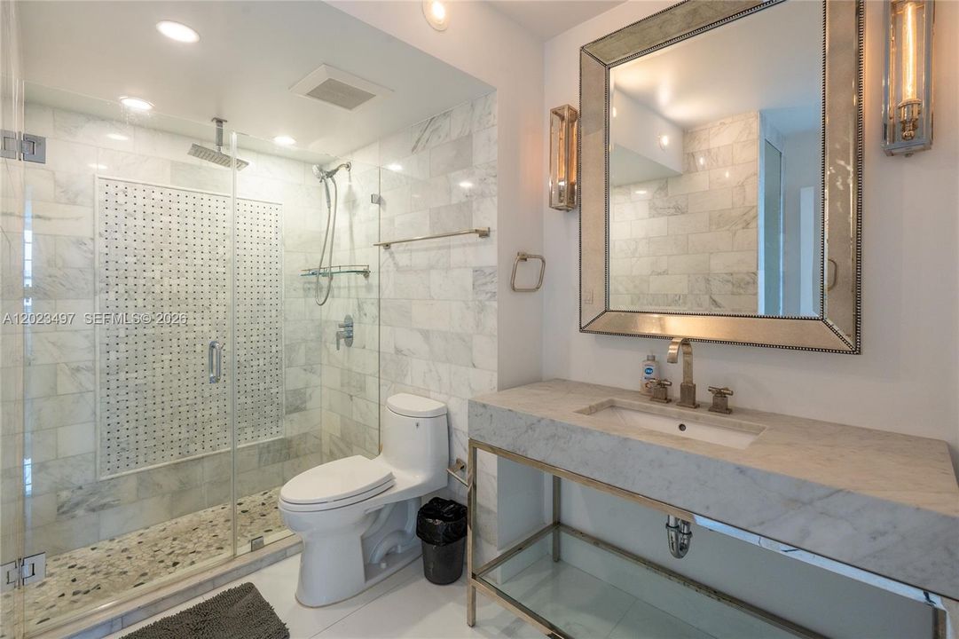 For Rent: $8,500 (3 beds, 2 baths, 1455 Square Feet)