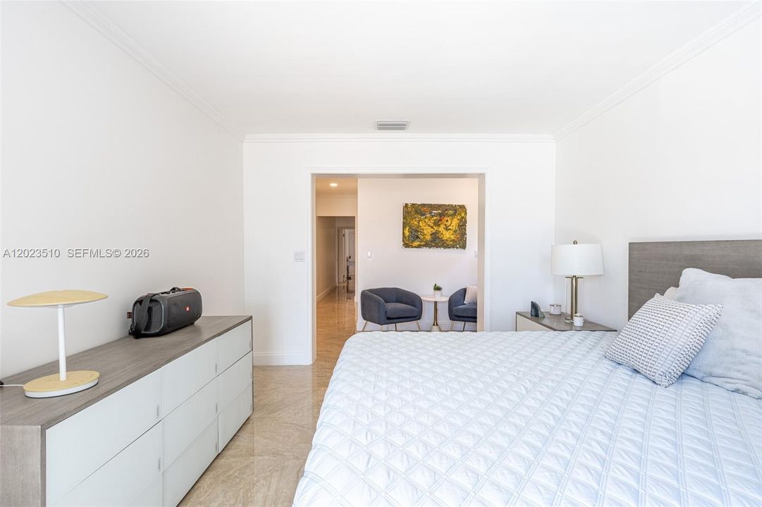 En Renta: $13,000 (4 camas, 3 baños, 3229 Pies cuadrados)