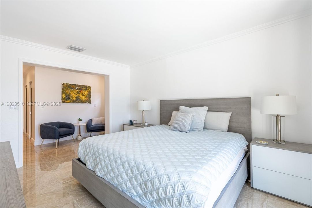 En Renta: $13,000 (4 camas, 3 baños, 3229 Pies cuadrados)