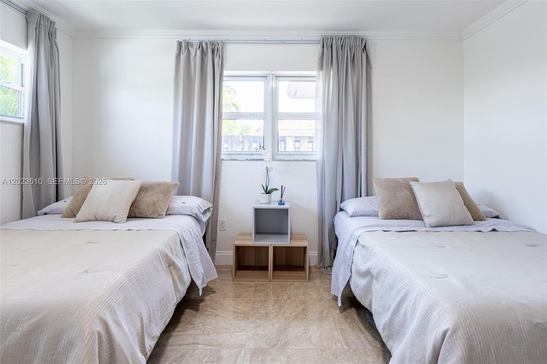 En Renta: $13,000 (4 camas, 3 baños, 3229 Pies cuadrados)