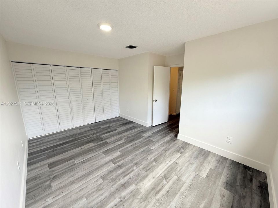 For Rent: $3,200 (3 beds, 2 baths, 1646 Square Feet)