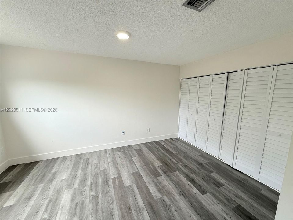 For Rent: $3,200 (3 beds, 2 baths, 1646 Square Feet)