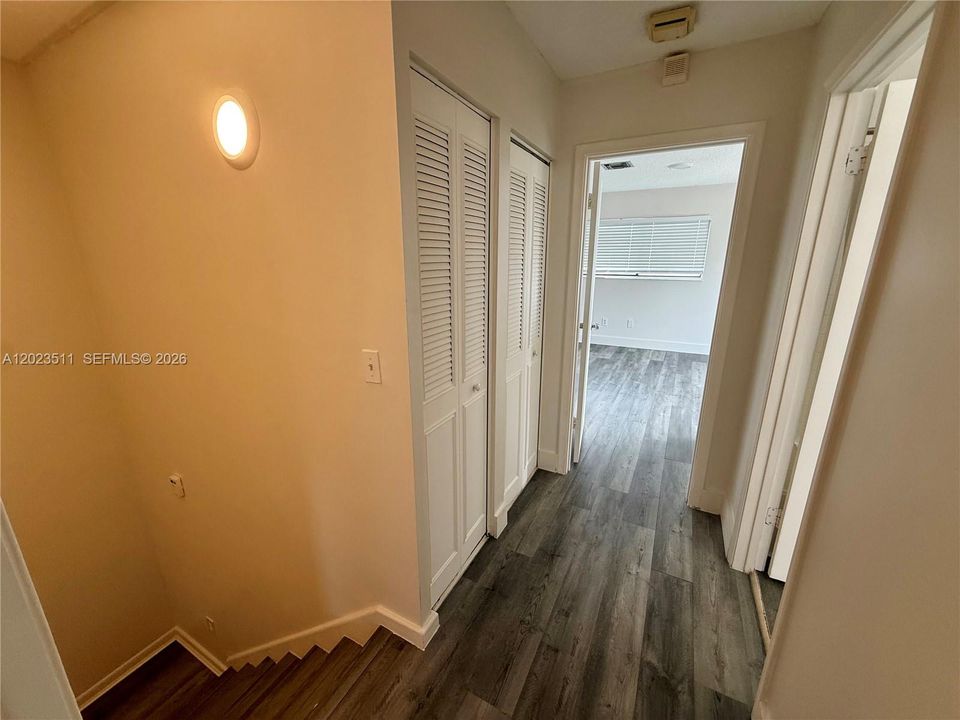 For Rent: $3,200 (3 beds, 2 baths, 1646 Square Feet)