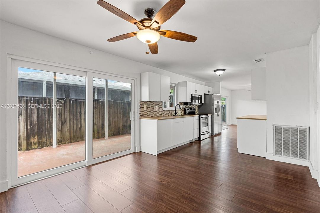 For Sale: $525,000 (4 beds, 2 baths, 2026 Square Feet)