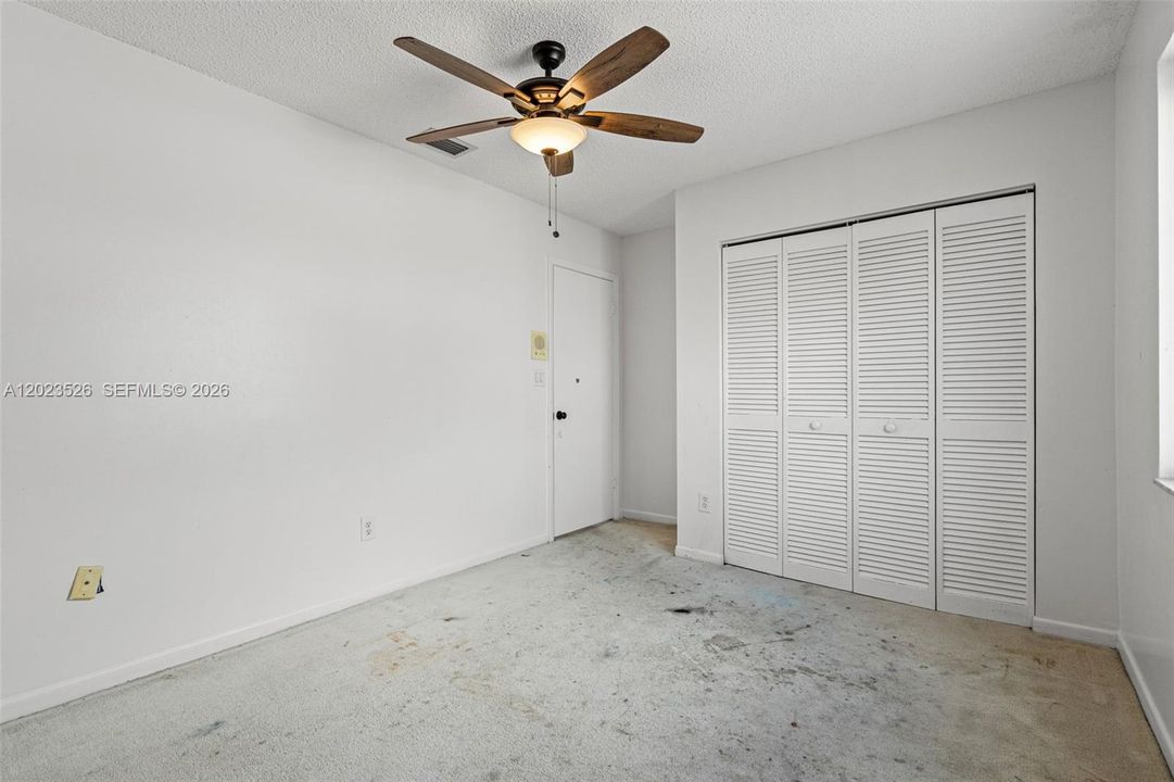 For Sale: $525,000 (4 beds, 2 baths, 2026 Square Feet)