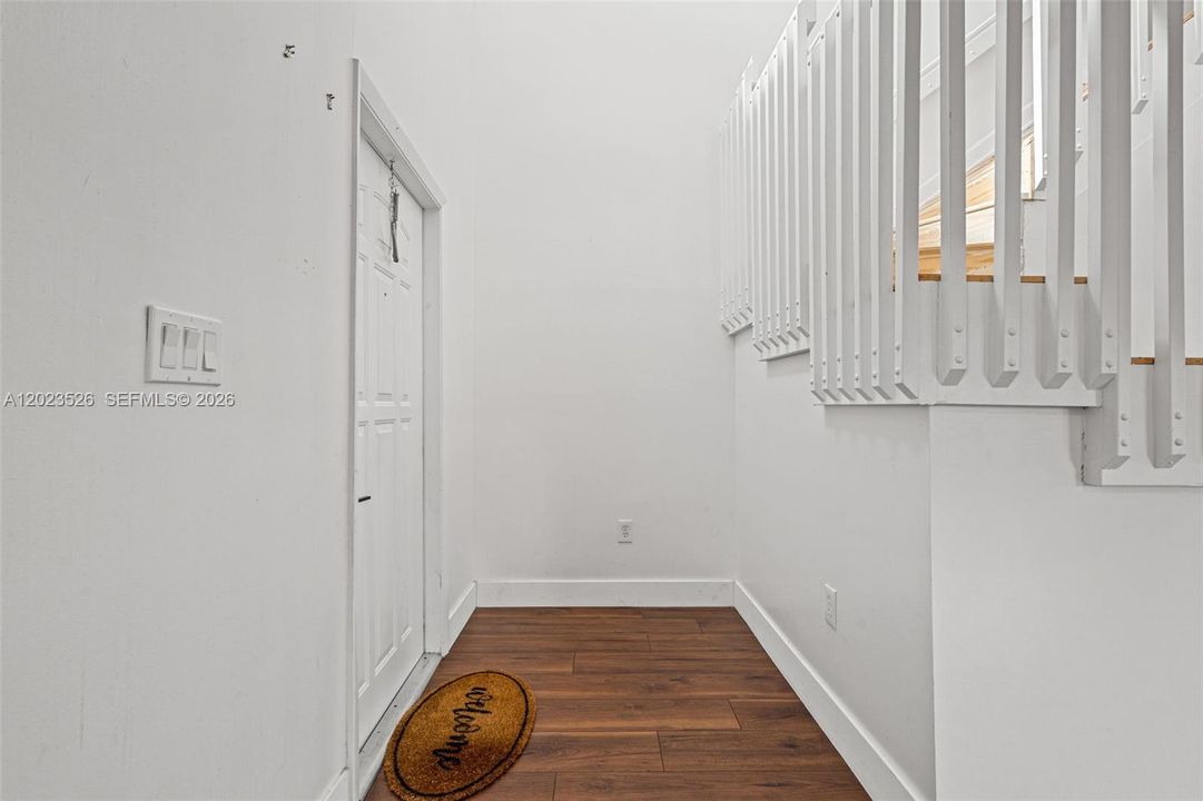 For Sale: $525,000 (4 beds, 2 baths, 2026 Square Feet)