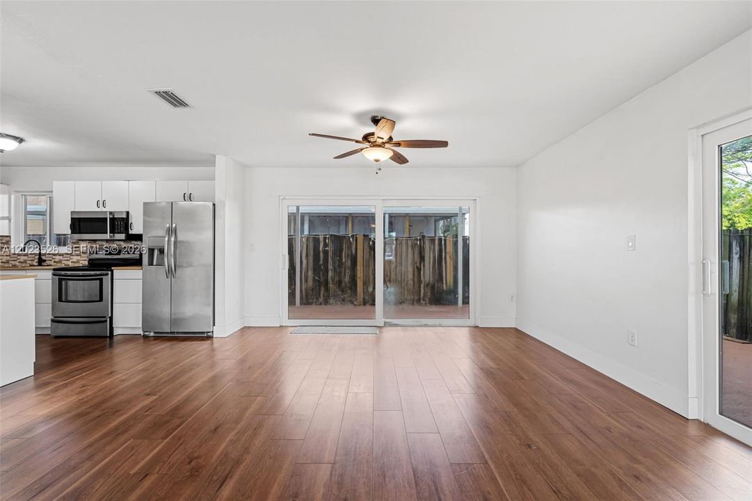 For Sale: $525,000 (4 beds, 2 baths, 2026 Square Feet)