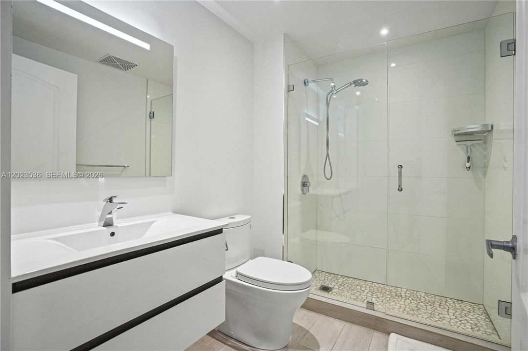 For Rent: $7,250 (3 beds, 3 baths, 1762 Square Feet)
