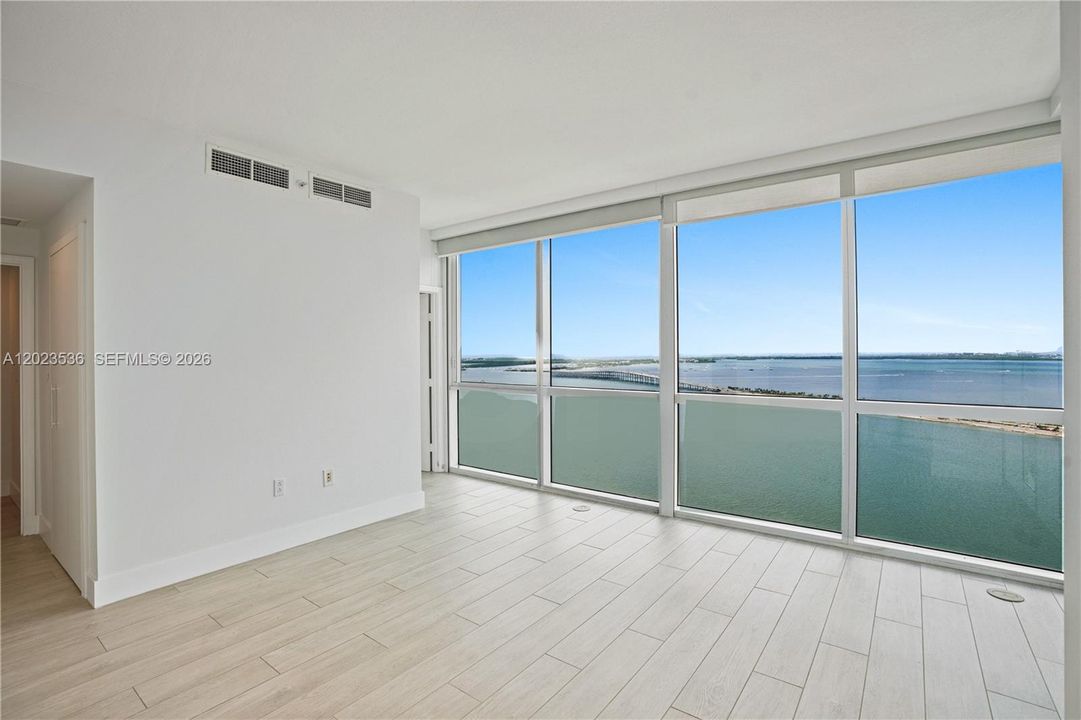 For Rent: $7,250 (3 beds, 3 baths, 1762 Square Feet)