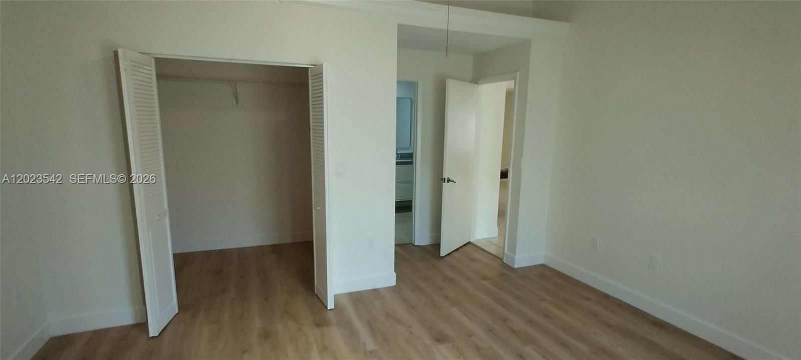 For Rent: $3,700 (3 beds, 2 baths, 1382 Square Feet)