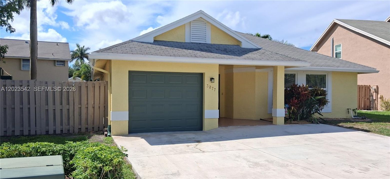 For Rent: $3,700 (3 beds, 2 baths, 1382 Square Feet)
