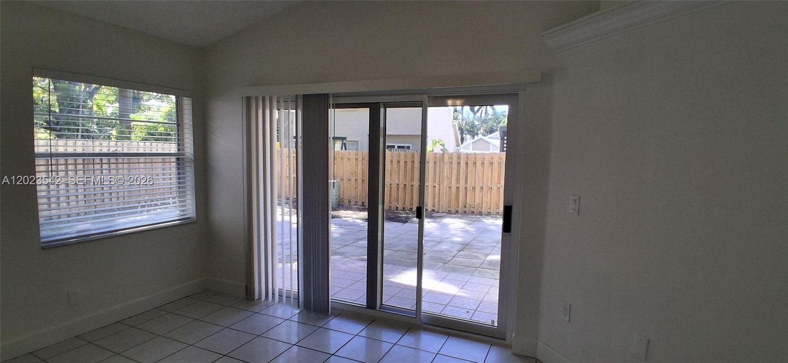 For Rent: $3,700 (3 beds, 2 baths, 1382 Square Feet)