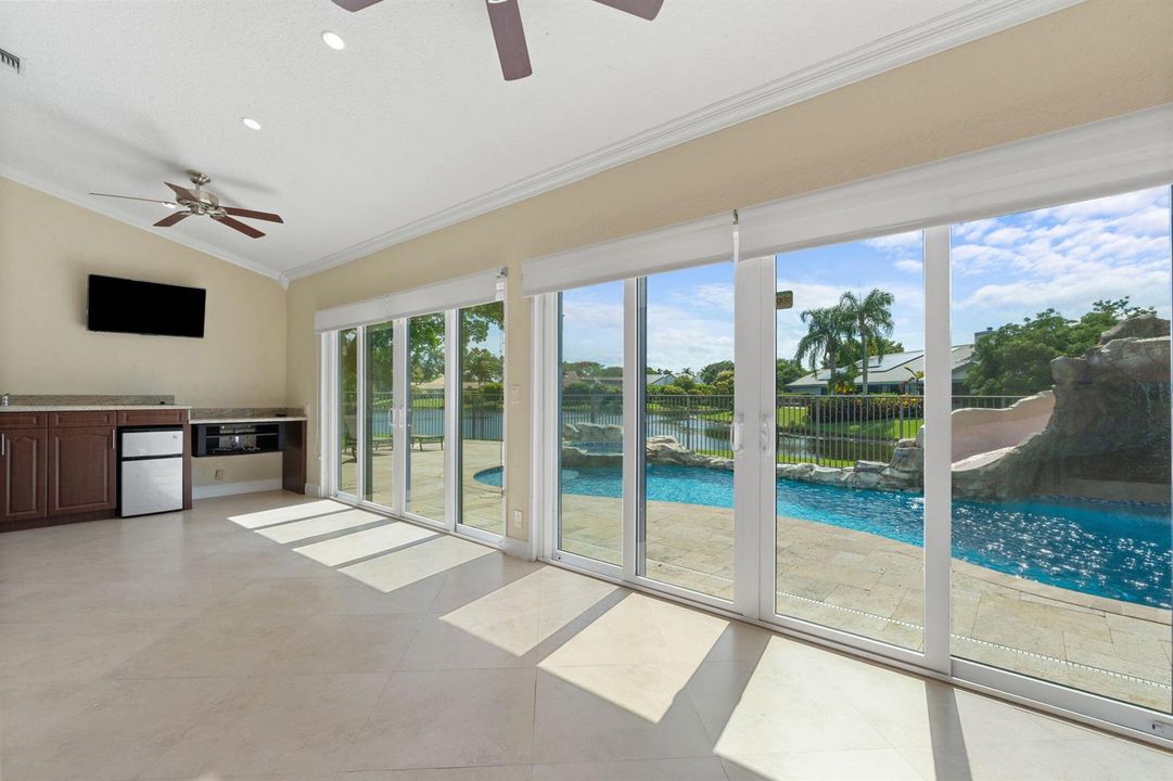 24-web-or-mls-11220 NW 2nd Manor Coral S