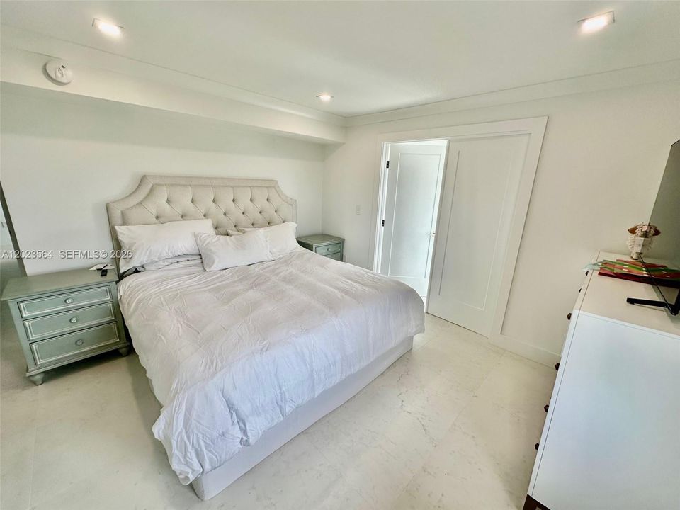 En Renta: $4,350 (2 camas, 2 baños, 1202 Pies cuadrados)